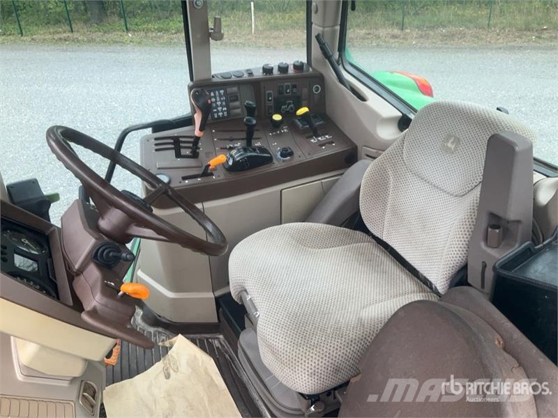 John Deere 6320 Traktorji