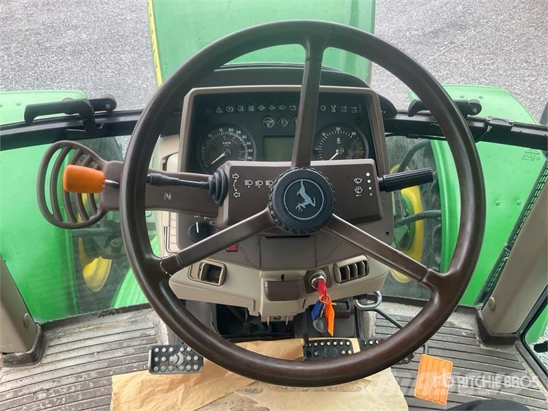 John Deere 6320 Traktorji