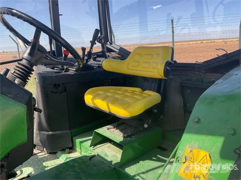 John Deere 6400 Traktorid