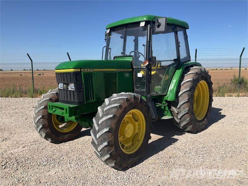 John Deere 6400 Traktorid