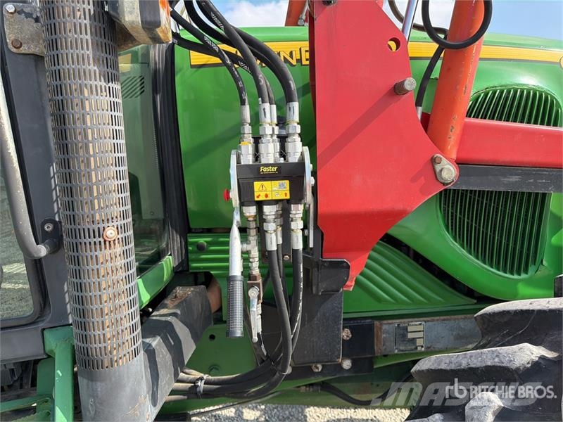 John Deere 6820 Trattori