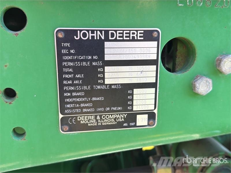 John Deere 6820 الجرارات