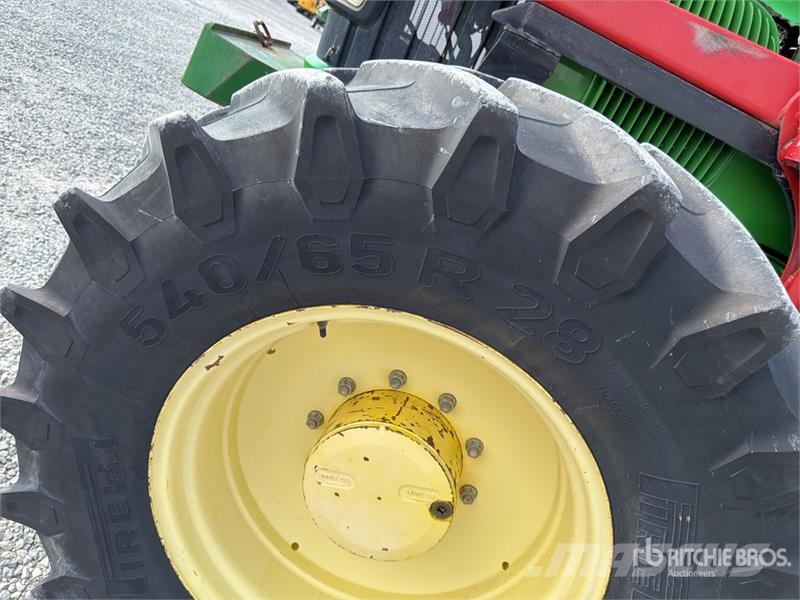 John Deere 6820 Trattori