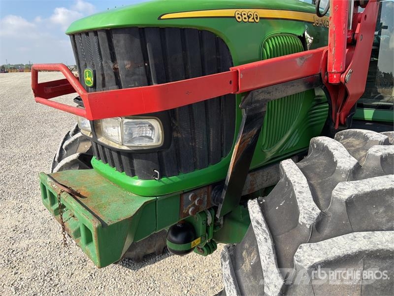 John Deere 6820 Trattori
