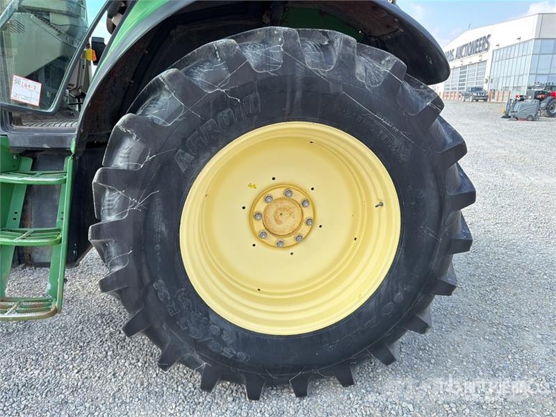 John Deere 6820 Trattori