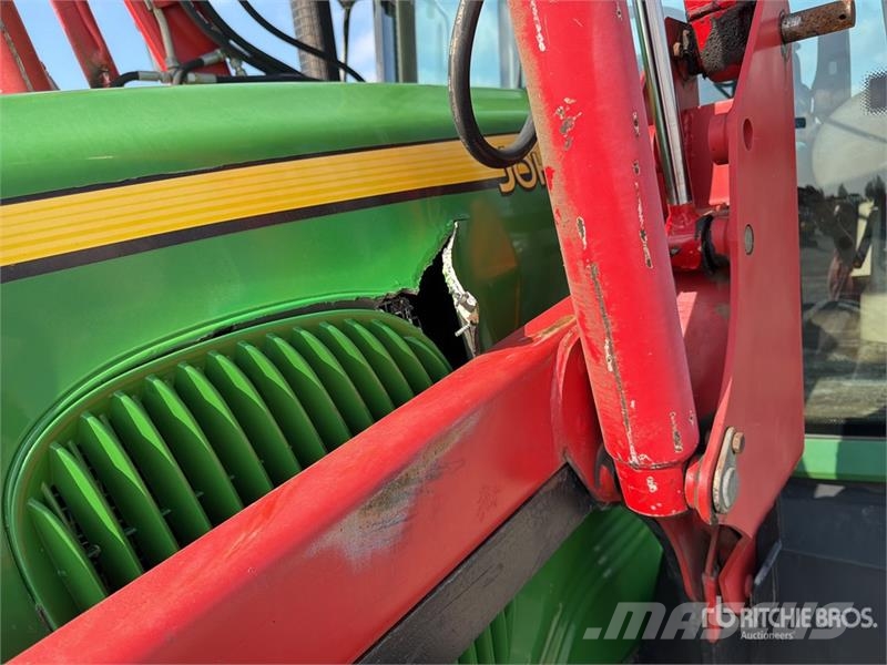 John Deere 6820 Trattori