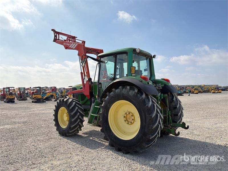 John Deere 6820 Trattori