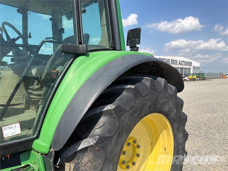John Deere 6830 4WD Tractor 트랙터