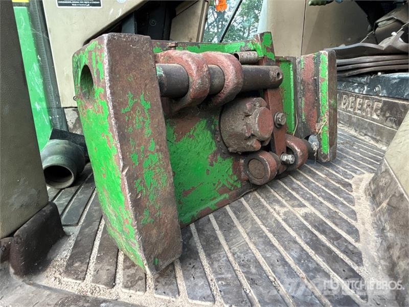 John Deere 6910 4WD Tractor Traktorji