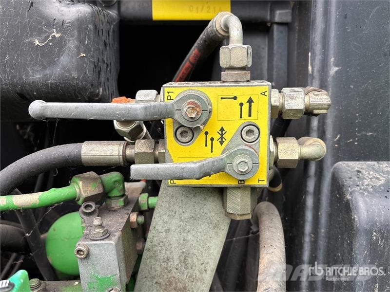 John Deere 6910 auto power 4WD Tractor Tractors