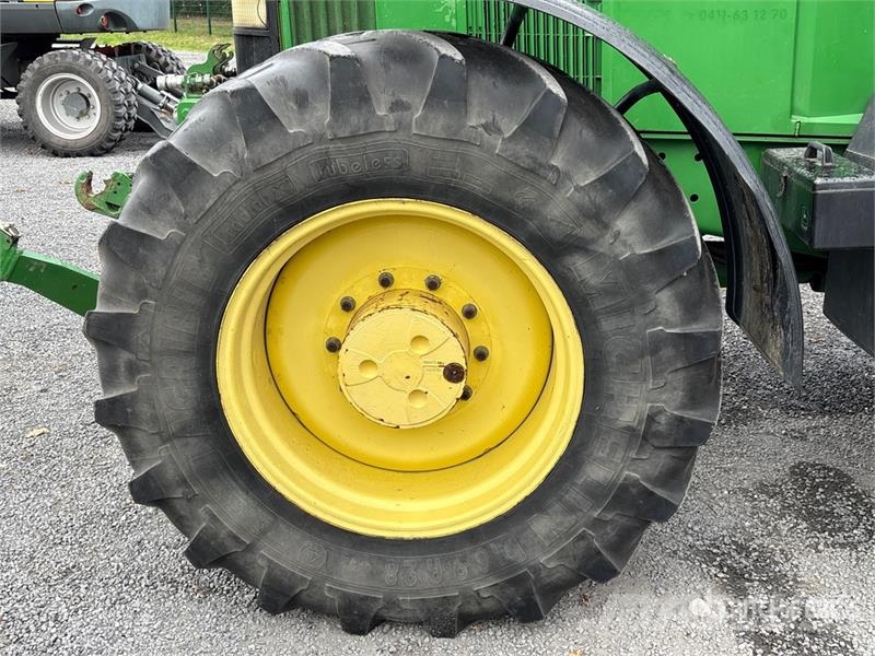 John Deere 6910 auto power 4WD Tractor Tractors