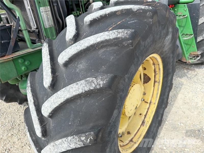 John Deere 6930 4WD Tractor Traktörler