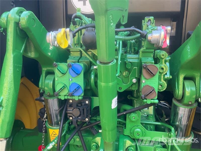 John Deere 6M 155 4WD Tractor (Unused) Traktorok