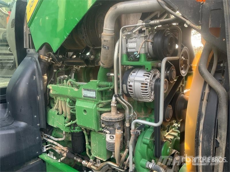 John Deere 6R250 4WD Tractor Трактори