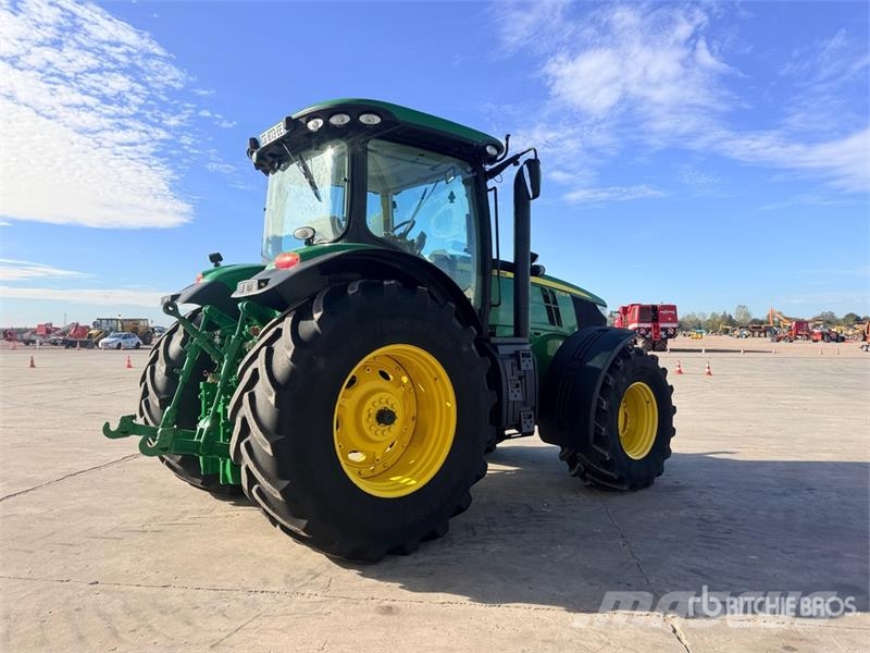 John Deere 7230R Traktorer
