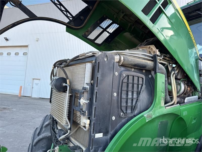 John Deere 7230R Traktory