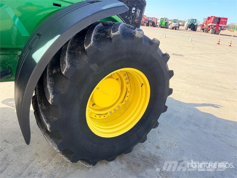 John Deere 7230R Traktorer