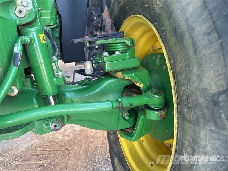 John Deere 7230R Traktory