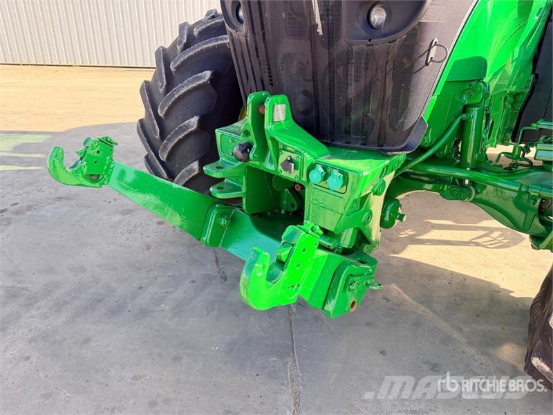 John Deere 7230R Traktorer