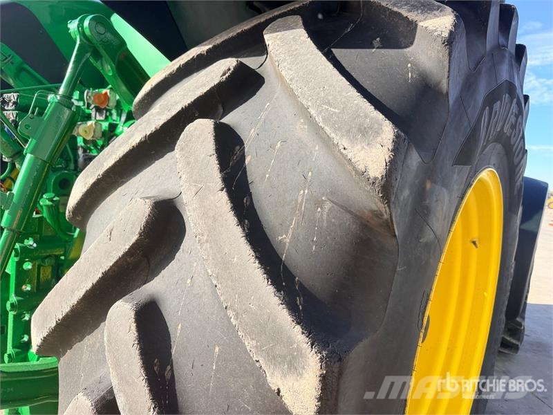 John Deere 7230R Traktorer