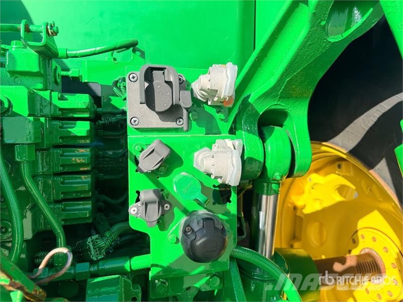 John Deere 7230R Traktorer