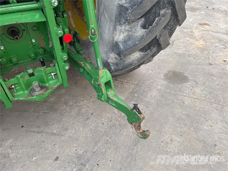 John Deere 7230R Traktory