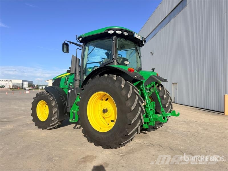 John Deere 7230R Traktorer