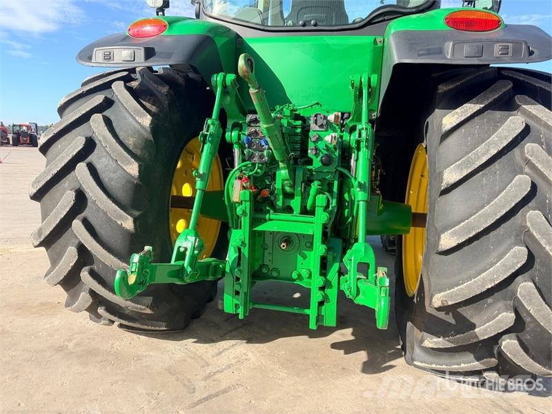 John Deere 7230R Traktorer