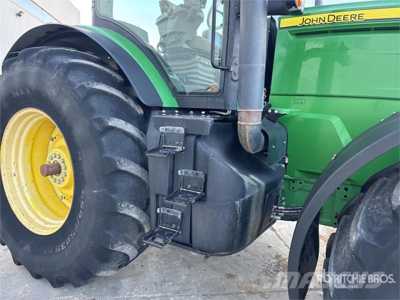 John Deere 7230R Traktory