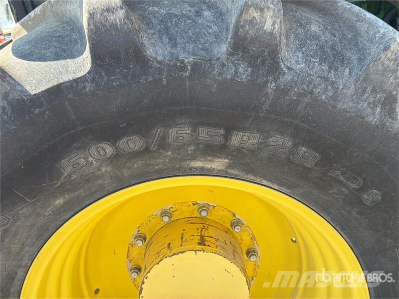 John Deere 7430 4WD Tractor Traktorid