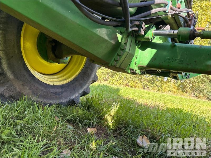 John Deere 7430 4WD Tractor Трактори