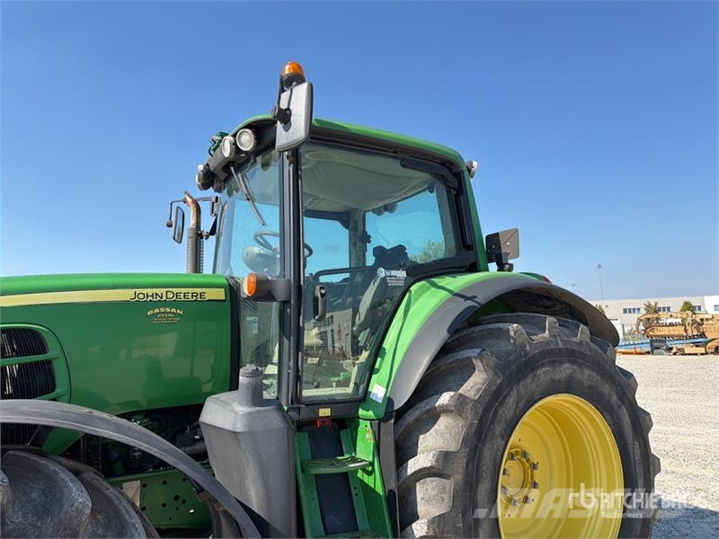 John Deere 7430 4WD Tractor Traktorid