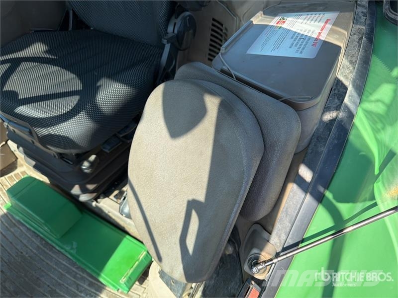 John Deere 7430 4WD Tractor Traktorid