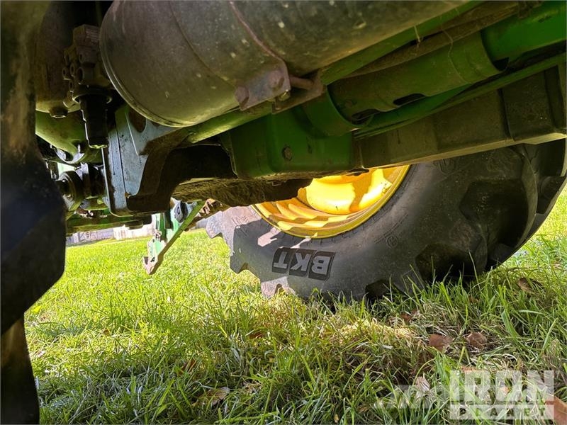 John Deere 7430 4WD Tractor Трактори