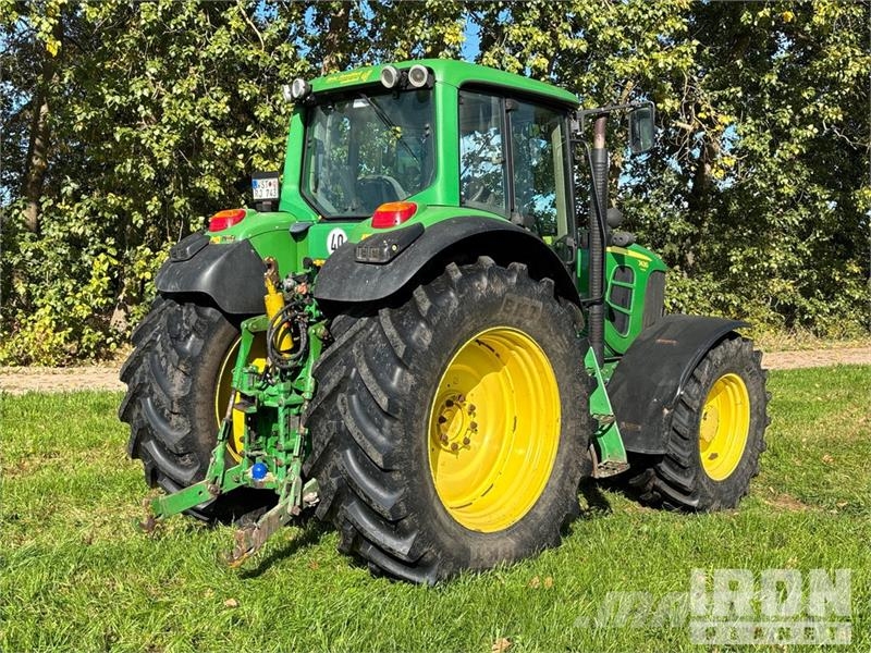 John Deere 7430 4WD Tractor Трактори