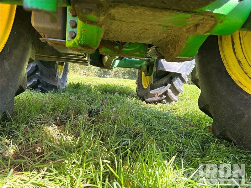 John Deere 7430 4WD Tractor Трактори