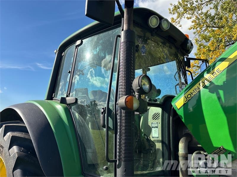 John Deere 7430 4WD Tractor Трактори