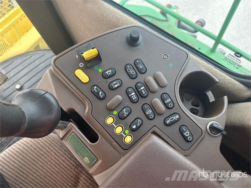 John Deere 7750 Pro Drive Forage Harvester حصادات الأعلاف