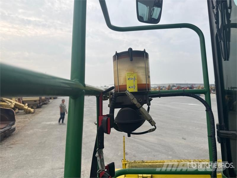 John Deere 7750 Pro Drive Forage Harvester حصادات الأعلاف