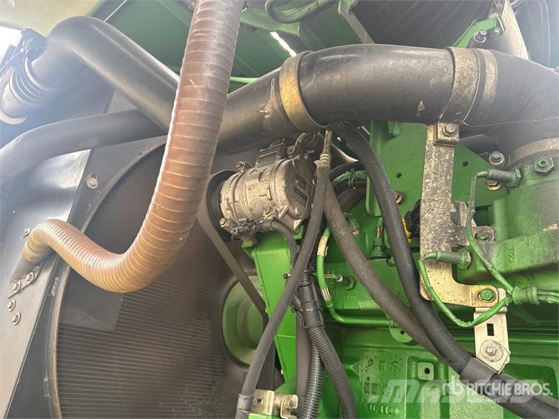 John Deere 7750 Pro Drive Forage Harvester حصادات الأعلاف