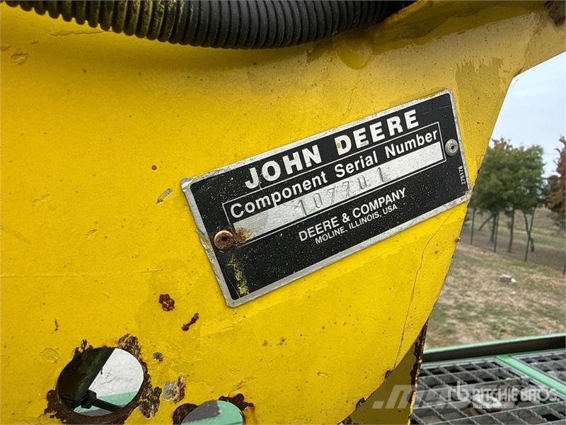 John Deere 7750 Pro Drive Forage Harvester حصادات الأعلاف