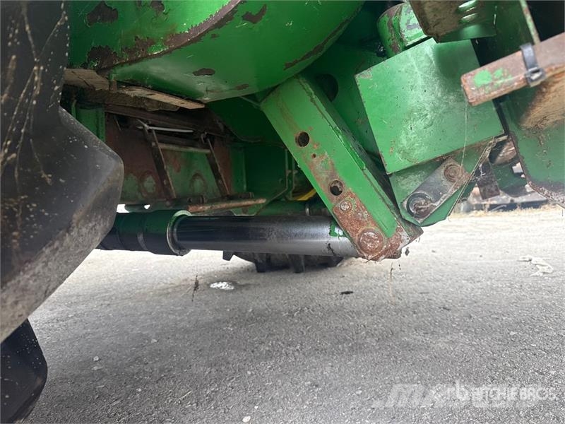 John Deere 7750 Pro Drive Forage Harvester حصادات الأعلاف