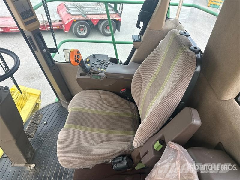 John Deere 7750 Pro Drive Forage Harvester حصادات الأعلاف