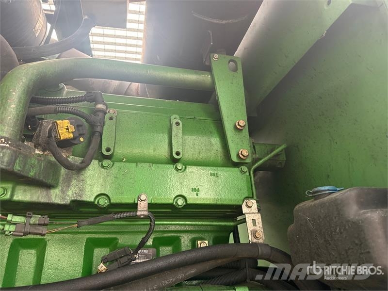 John Deere 7750 Pro Drive Forage Harvester حصادات الأعلاف