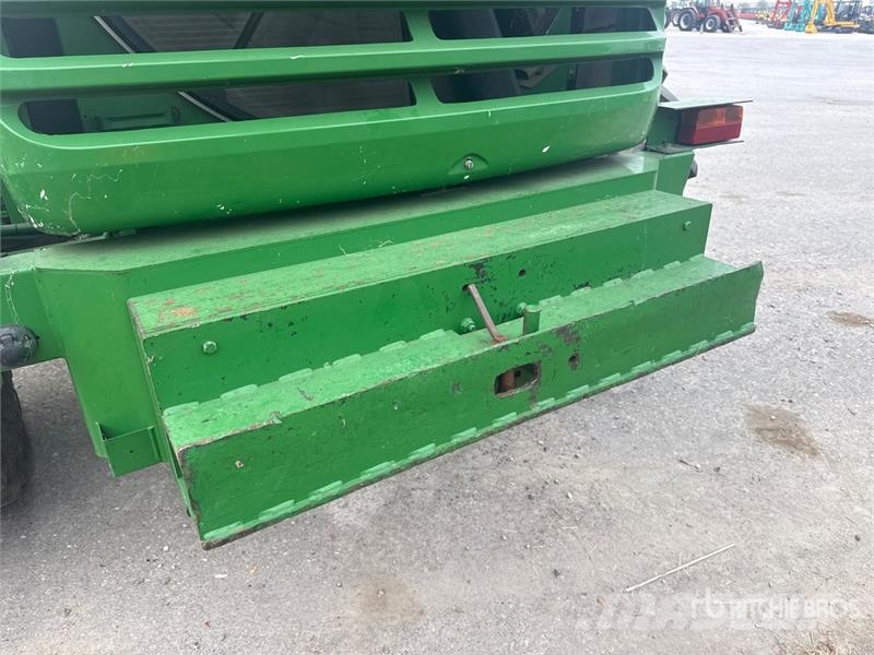 John Deere 7750 Pro Drive Forage Harvester حصادات الأعلاف
