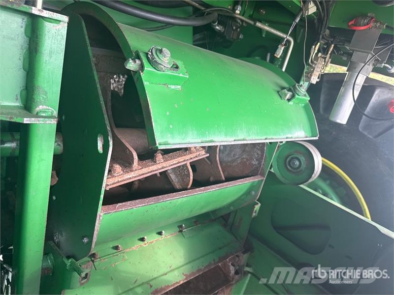 John Deere 7750 Pro Drive Forage Harvester حصادات الأعلاف