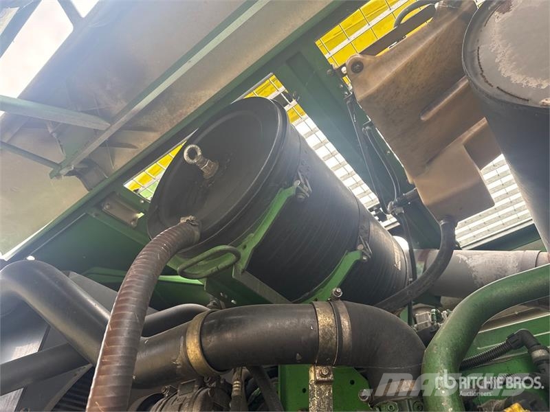 John Deere 7750 Pro Drive Forage Harvester حصادات الأعلاف