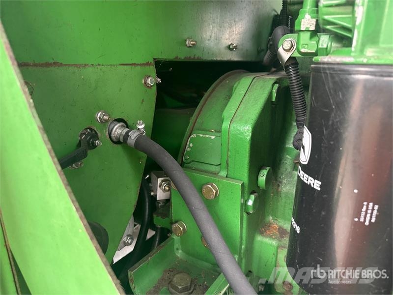 John Deere 7750 Pro Drive Forage Harvester حصادات الأعلاف