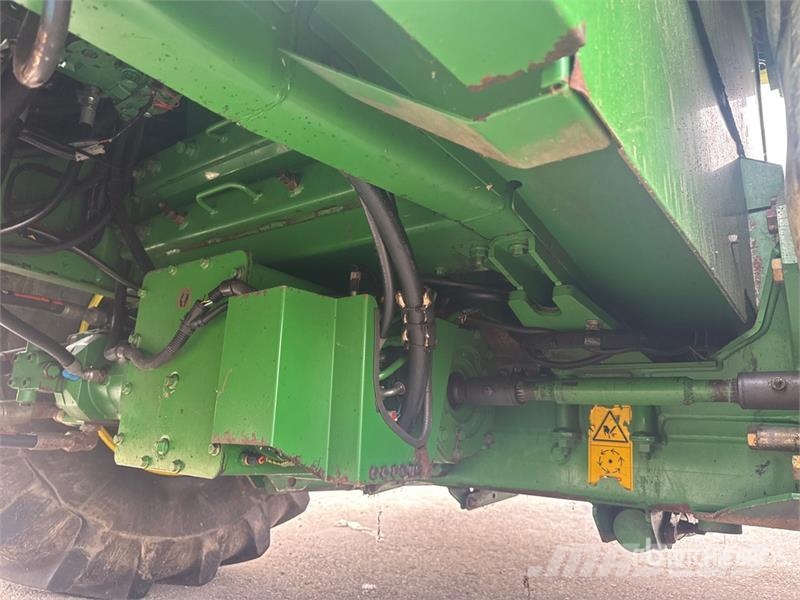 John Deere 7750 Pro Drive Forage Harvester حصادات الأعلاف