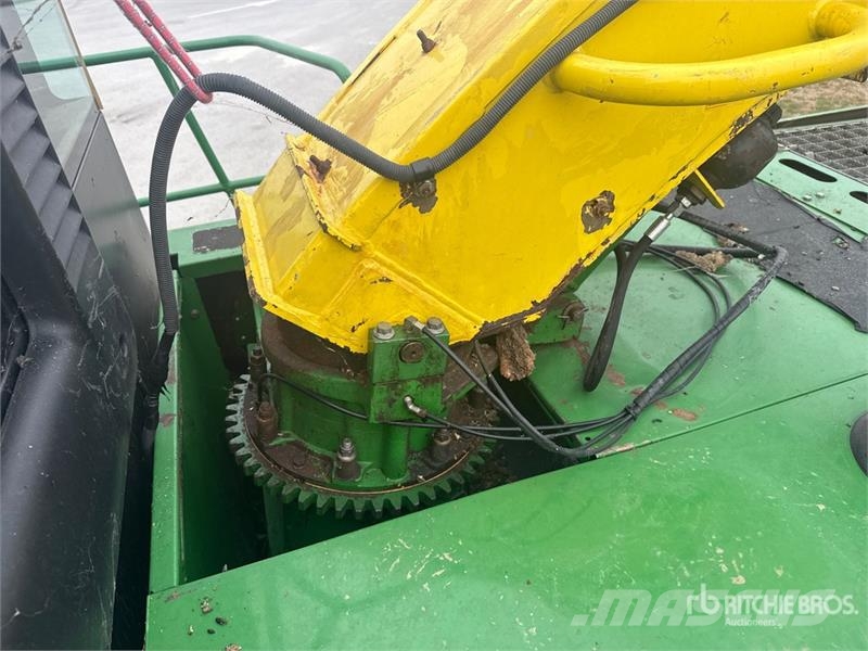 John Deere 7750 Pro Drive Forage Harvester حصادات الأعلاف